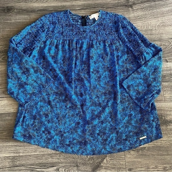 Michael Kors smocked flowy bell sleeve top size M - Picture 2 of 11